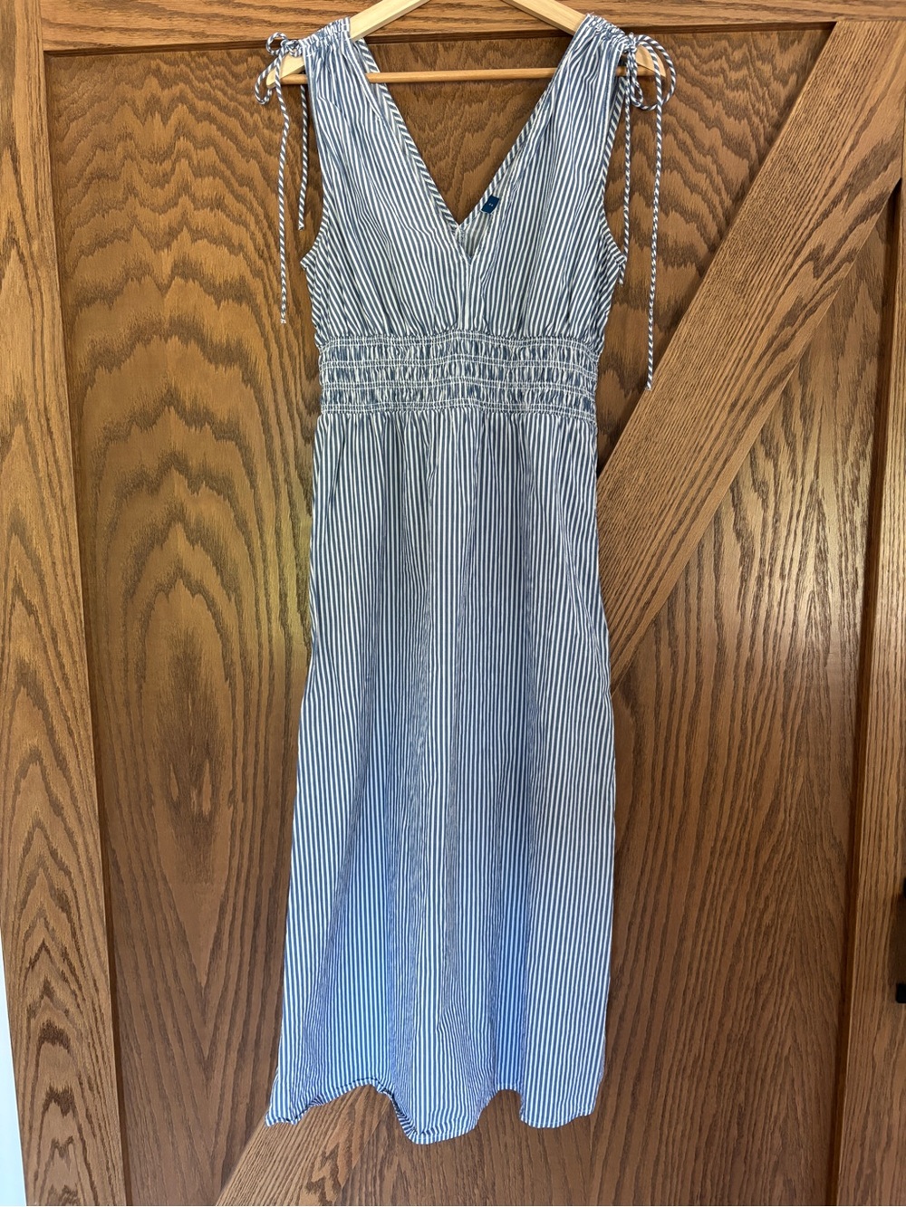 Old Navy Blue and White Striped Tie-Shoulder Sleeveless V-Neck Sundress - Picture 2 of 4